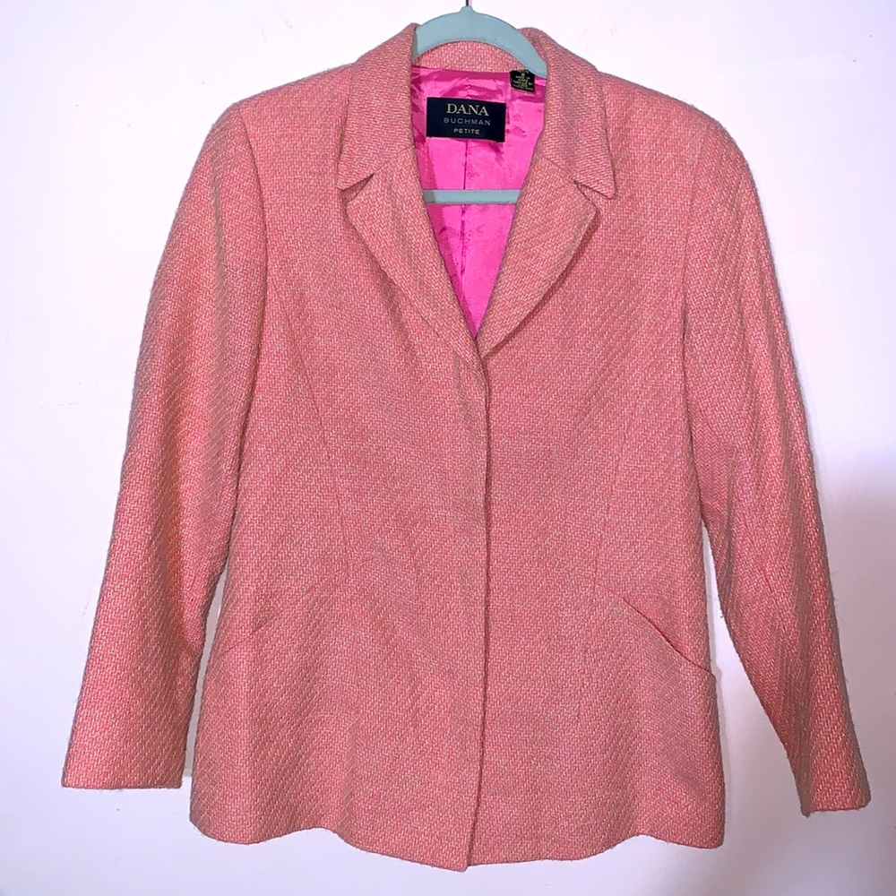 Dana Buchman petite 8 pink suit